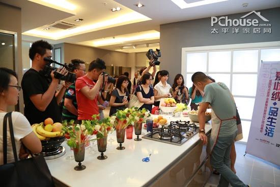 圣象整體廚房廣州展廳迎來首批家裝設(shè)計師(圖5) 圣象整體廚房廣州展廳迎來首批家裝設(shè)計師(圖5)