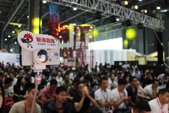 名家具展“抓寶記”“寶物”速來領(lǐng)取(圖1) 名家具展“抓寶記”“寶物”速來領(lǐng)取(圖1)