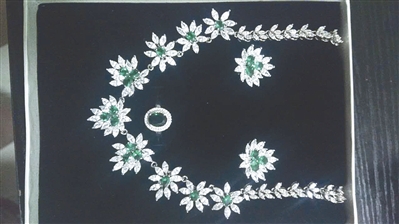 展會購物一定謹慎 展會買珠寶難維權(quán)(圖2) 中外有別的“天然水晶”