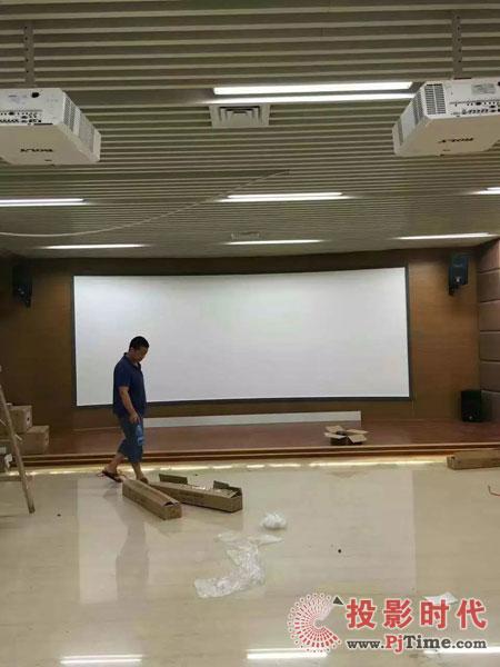 樂麗：高性價比投影機，打造一流企業(yè)展廳視覺體驗