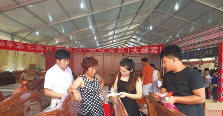 臨沂第七屆全國(guó)家具采購(gòu)節(jié)落幕(圖1) 臨沂第七屆全國(guó)家具采購(gòu)節(jié)落幕(圖1)