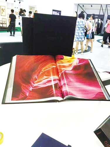 書博會(huì)--一場(chǎng)能使經(jīng)濟(jì)發(fā)光發(fā)熱的展會(huì)(圖1) 書博會(huì)--一場(chǎng)能使經(jīng)濟(jì)發(fā)光發(fā)熱的展會(huì)(圖1)