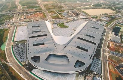 西部國際會(huì)議展覽中心月底全面完工(圖1) 西部國際會(huì)議展覽中心月底全面完工(圖1)