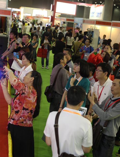 廣交會(huì)同期秋季廣州國(guó)際鞋類皮革鞋材鞋機(jī)展(圖1) 廣交會(huì)同期秋季廣州國(guó)際鞋類皮革鞋材鞋機(jī)展(圖1)