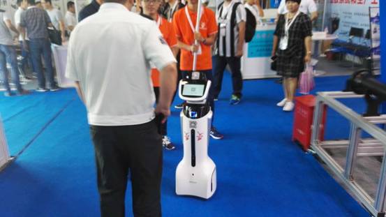  紅眼兔為中國國際復(fù)材展插上翅膀，“電商+工業(yè)”助發(fā)展3