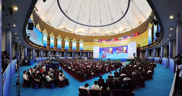 第13屆東博會(huì)輕工展打出民生牌(圖1) 第13屆東博會(huì)輕工展打出民生牌(圖1)