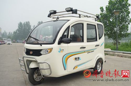 鄭州電動(dòng)車展，魯客篷車現(xiàn)場(chǎng)人氣火爆(圖4)