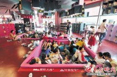 國(guó)慶長(zhǎng)假長(zhǎng)沙掀讀書(shū)、觀(guān)展熱潮