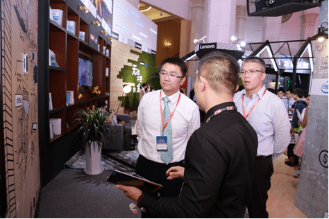 建行藍(lán)閃耀2016中國國際金融展(圖1)