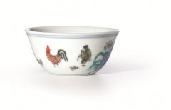 您的位置: 滾動(dòng)新聞 /正文 龍美術(shù)館“三展”齊發(fā) 雞缸杯將現(xiàn)身重慶