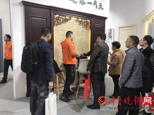 德菲諾實(shí)木背景墻亮相第十六屆中國(guó)國(guó)際門業(yè)展覽會(huì)(圖2) 2